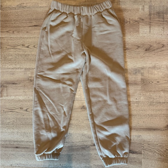 OAK + FORT Warm Beige thick knit joggers sweatpants Medium - Picture 1 of 5